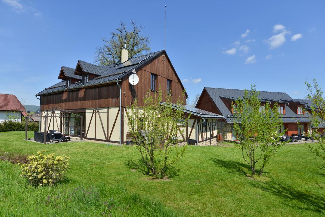 Rezidence Pihel Nový Bor Exterior foto